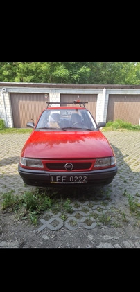 Opel Astra cena 5000 przebieg: 70295, rok produkcji 1998 z Łódź małe 121